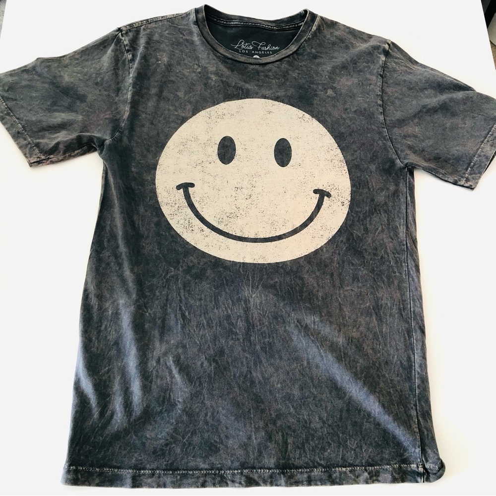 Lotus LA Smiley Face Graphic Tee Acid Wash Charcoal Small